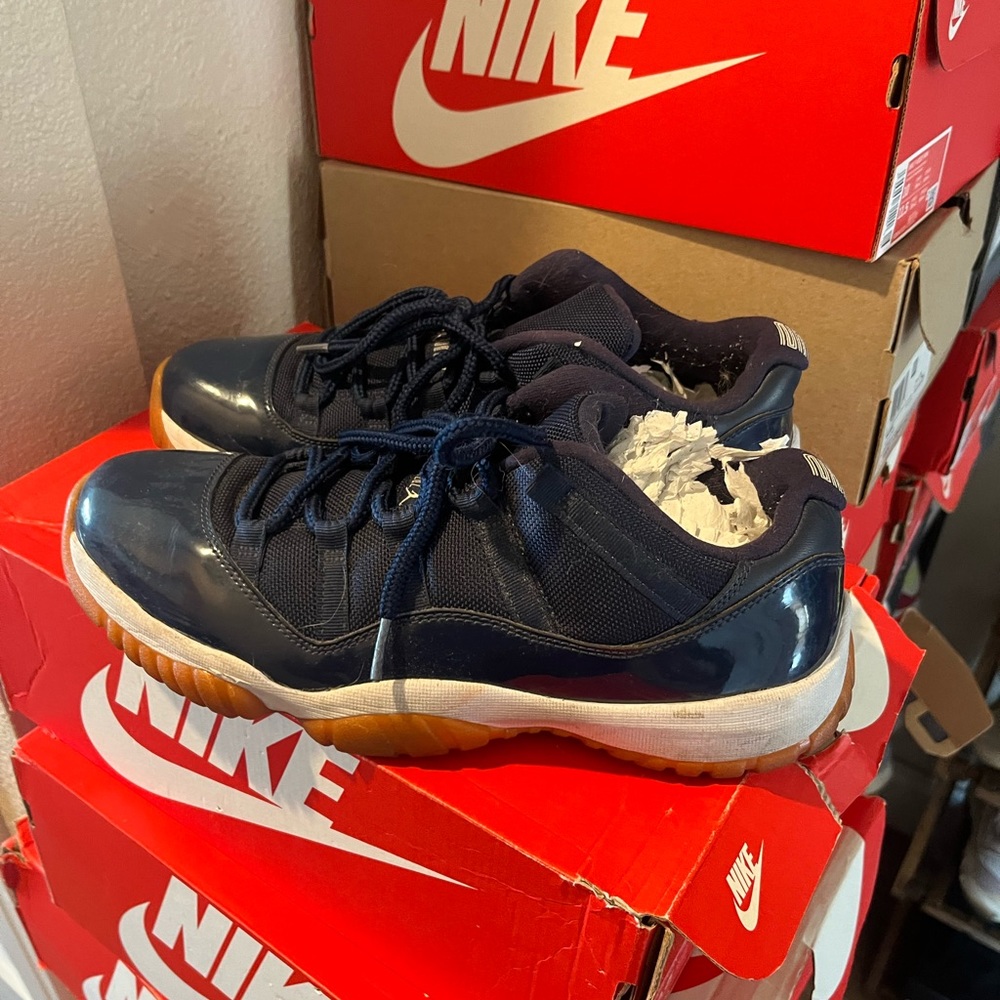 Jordan 11 midnight navy low